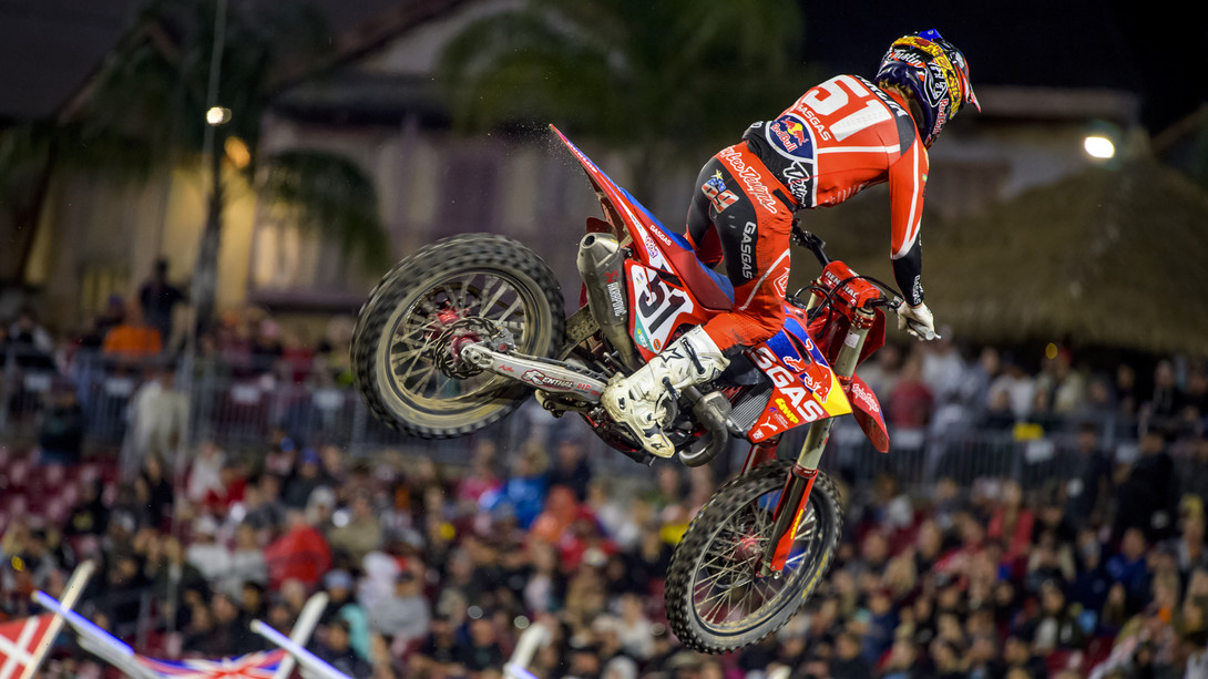 Featured Image-Justin Barcia.jpg?VersionId=GDAAGP1dllVEIe